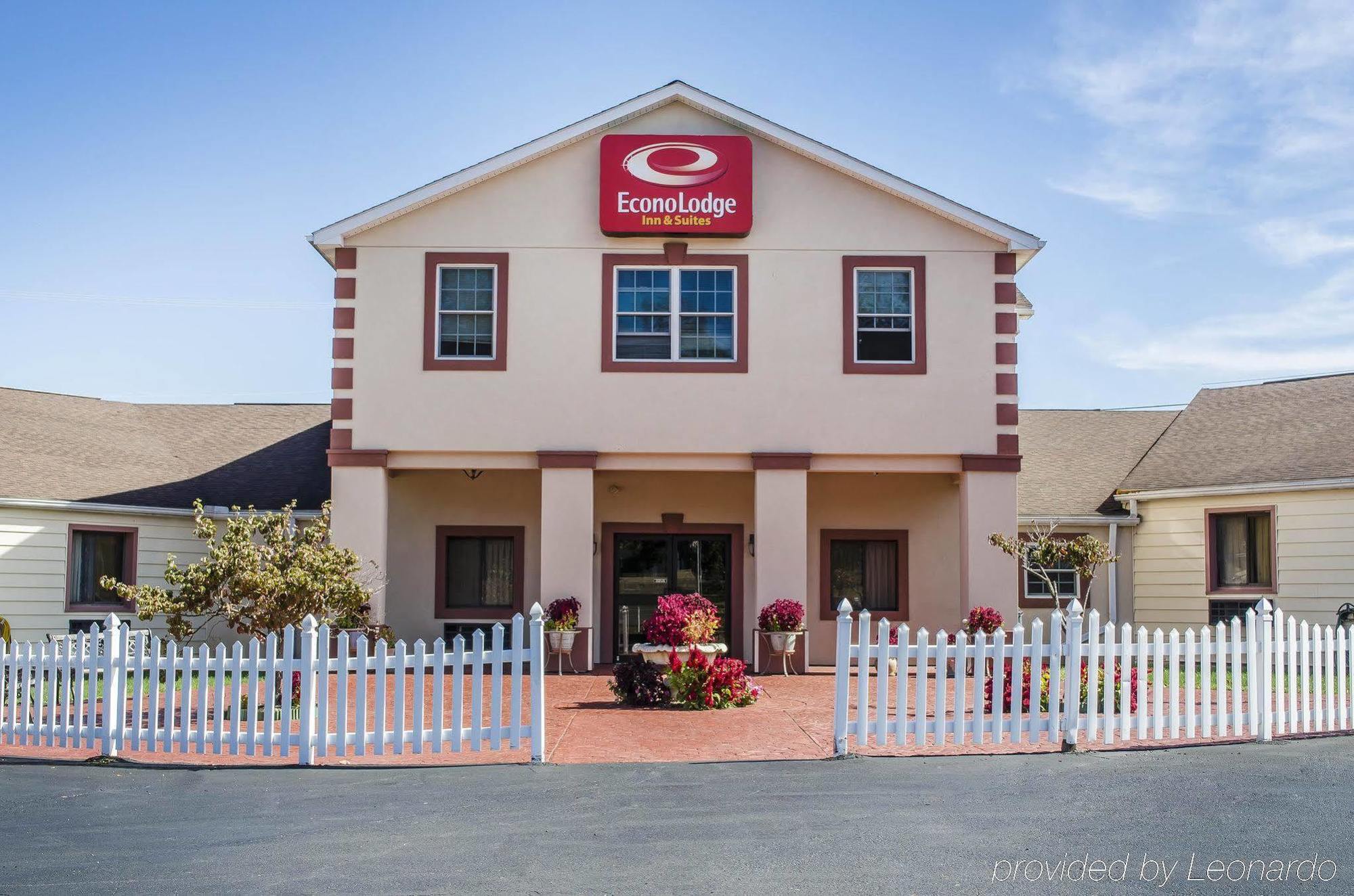 Econo Lodge Inn & Suites Denver Eksteriør bilde