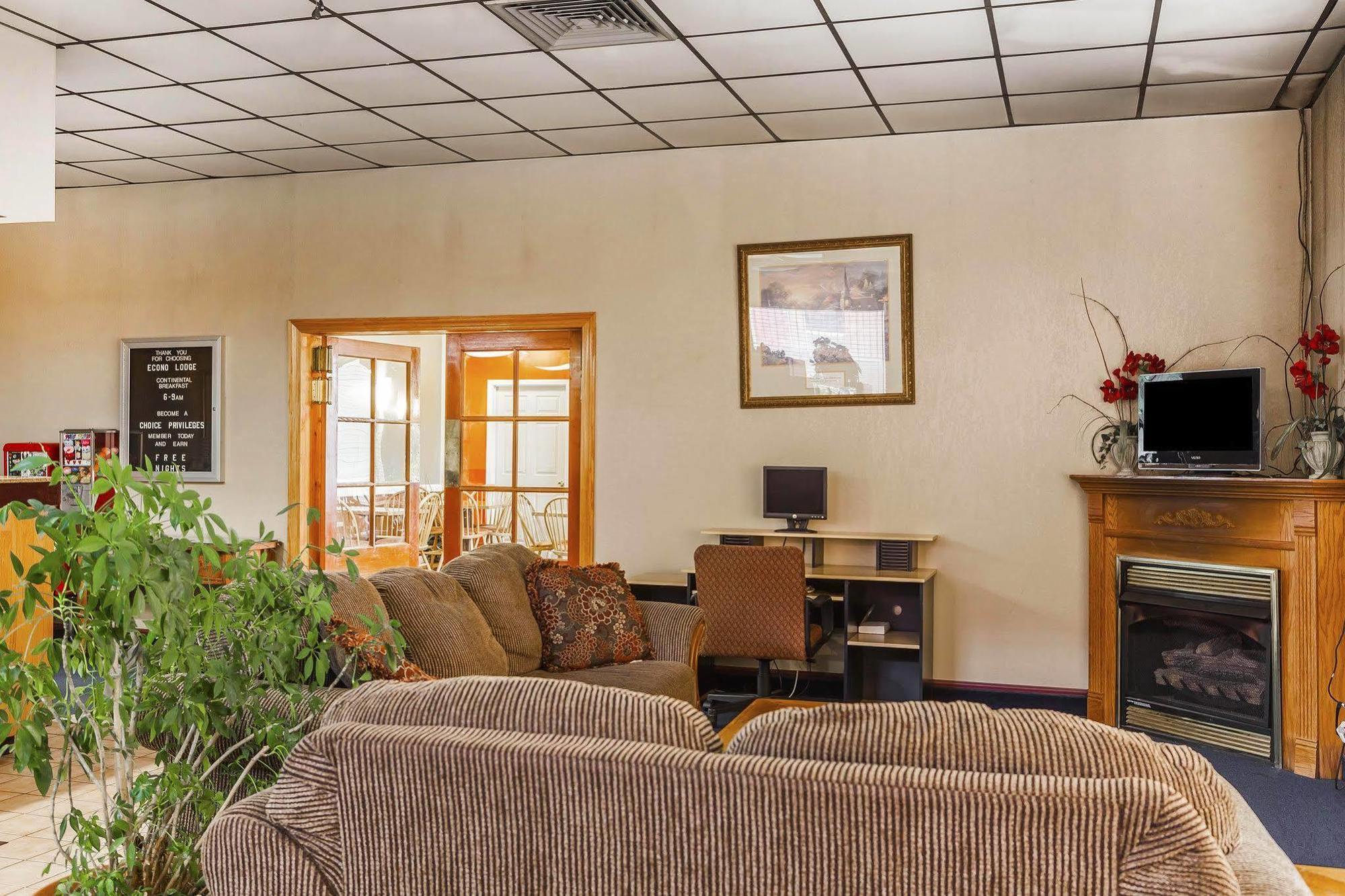 Econo Lodge Inn & Suites Denver Eksteriør bilde