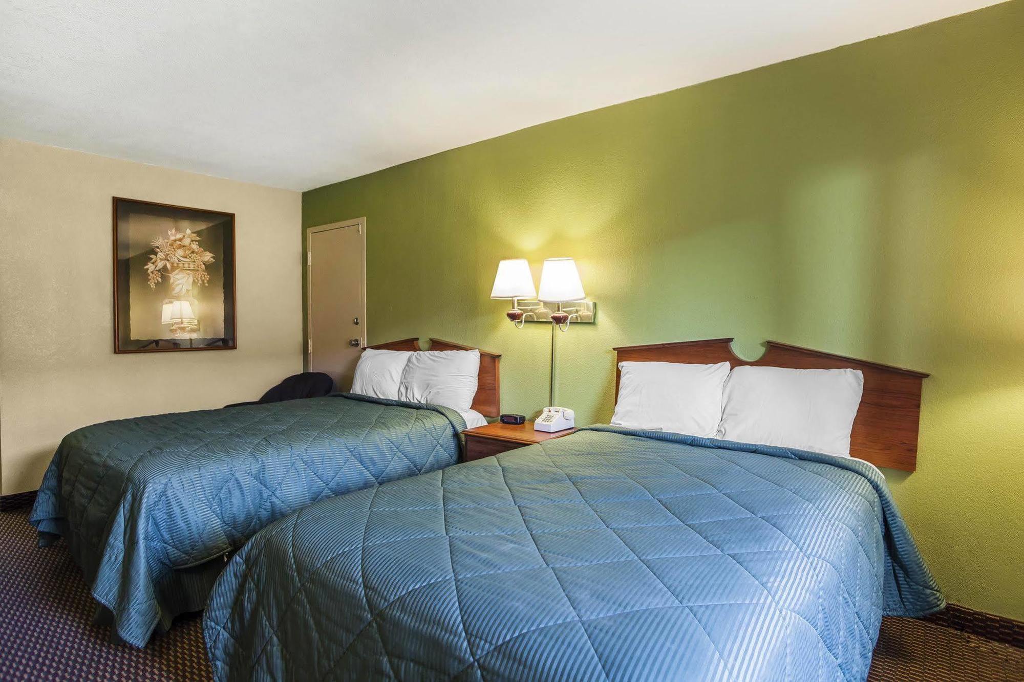 Econo Lodge Inn & Suites Denver Eksteriør bilde
